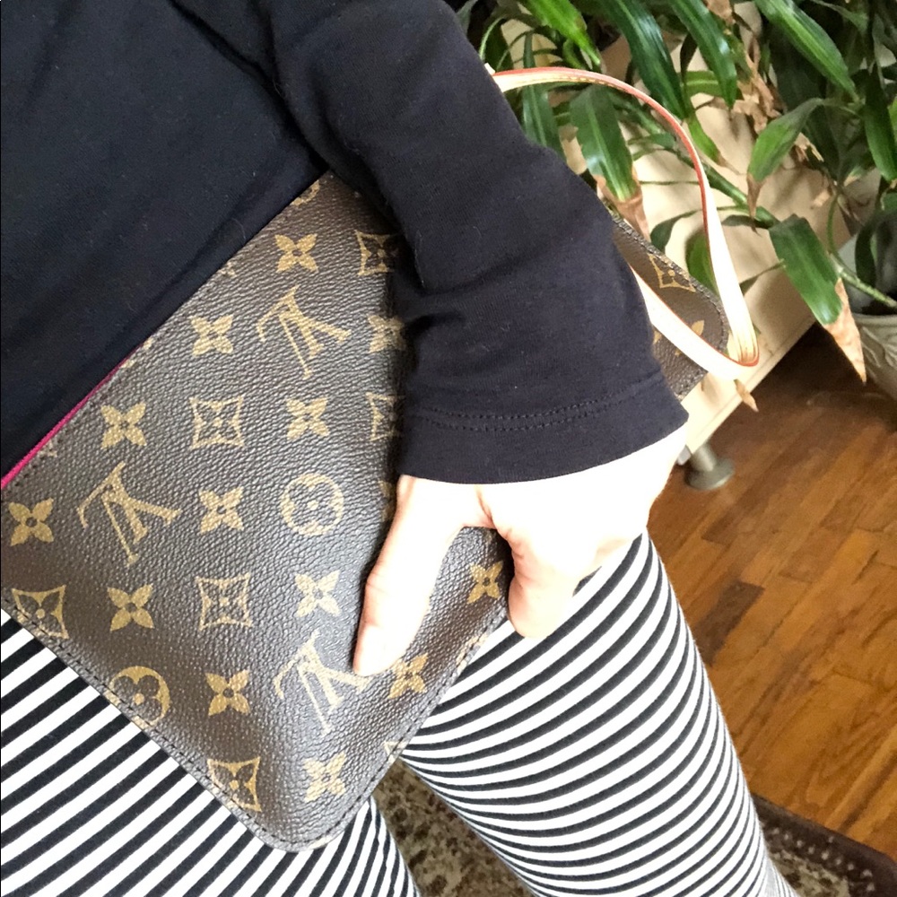 2018 Louis Vuitton Limited Edition Wristlet